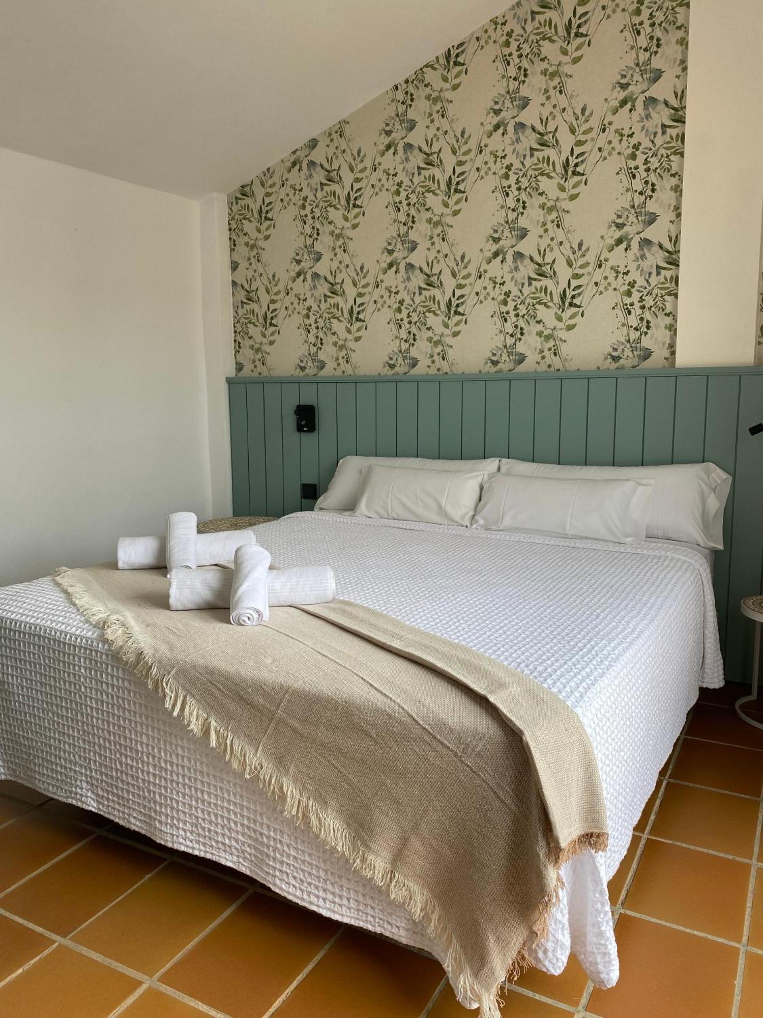Nuramar Aparthotel カラン・ボッシュ エクステリア 写真